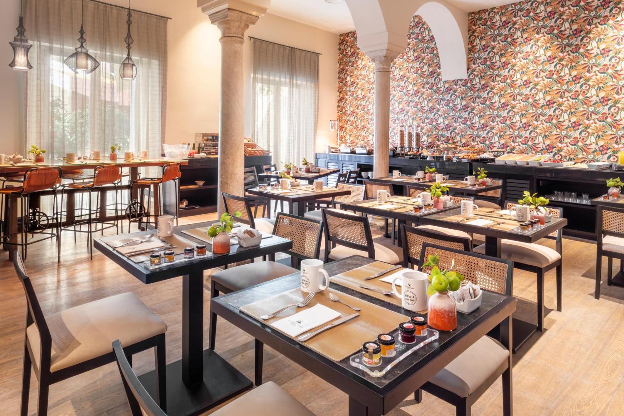 Eurostars Sevilla Boutique Buitenkant foto